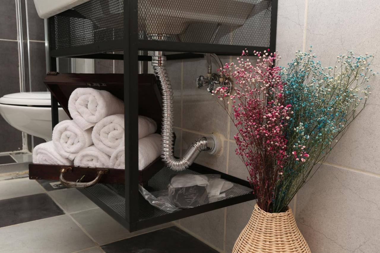 Perazre Hotel Istanbul Bagian luar foto